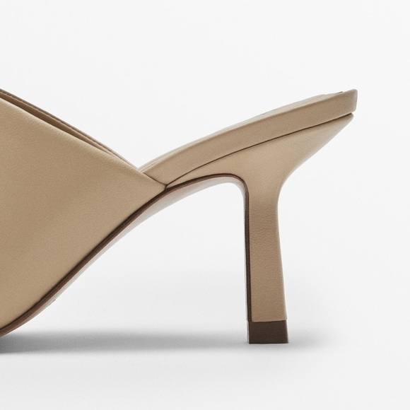 NWT. Massimo Dutti Tan Leather High-Heel Sandals with Wide Vamp. Size 9. - Picture 4 of 6